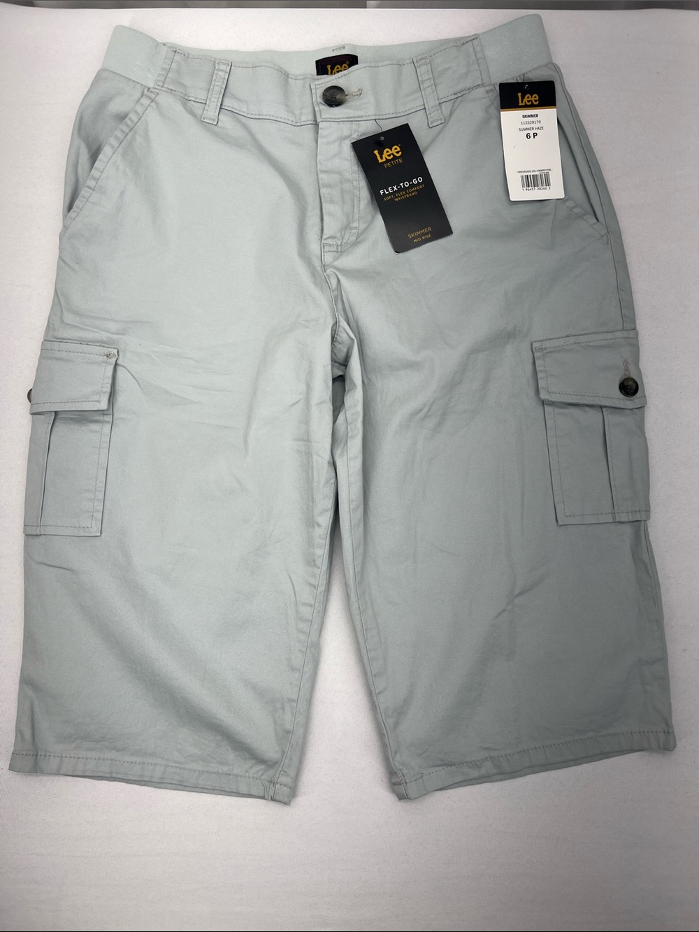 Lee NWT Women’s 6P Sage Green Cargo Long Bermuda Shorts Casual Summer Gorpcore